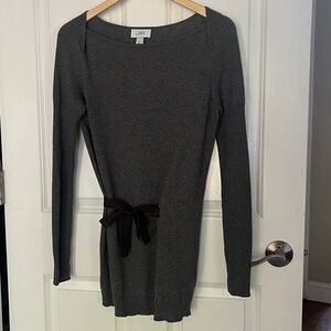 LOFT Charcoal Gray Cotton Cashmere Long Sweater, tunic with Black Bow Sz Medium